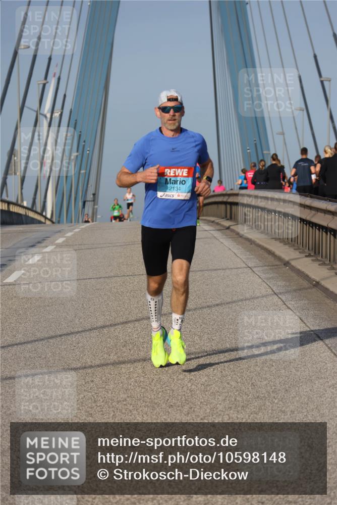 03.10.2026 - Köhlbrandbrückenlauf Strokosch-Dieckow http://msf.ph/oto/10598148 03.10.2026 09:32:56 Position 2 2134 meine-sportfotos.de