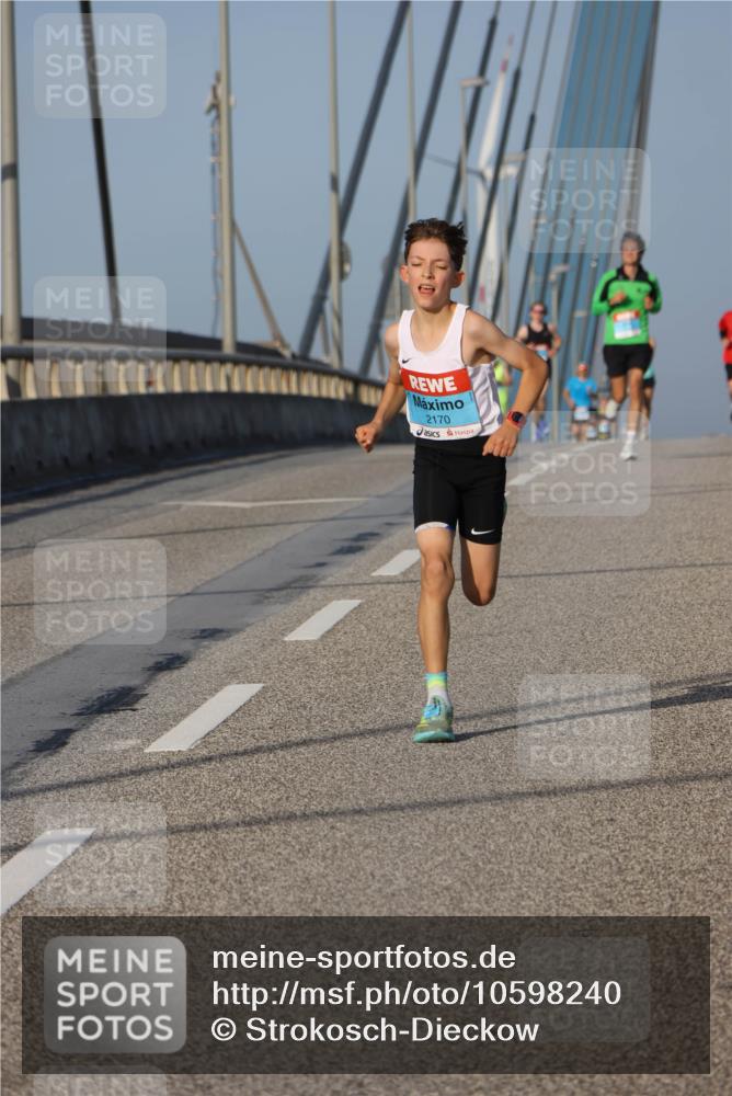 03.10.2026 - Köhlbrandbrückenlauf Strokosch-Dieckow http://msf.ph/oto/10598240 03.10.2026 09:33:18 Position 2 2170 meine-sportfotos.de