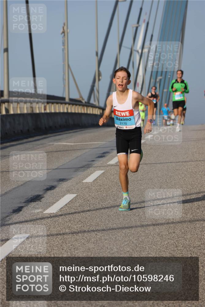 03.10.2026 - Köhlbrandbrückenlauf Strokosch-Dieckow http://msf.ph/oto/10598246 03.10.2026 09:33:18 Position 2 2170 meine-sportfotos.de