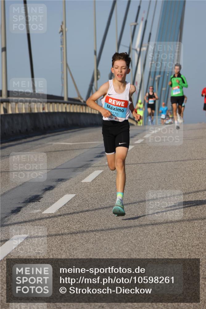 03.10.2026 - Köhlbrandbrückenlauf Strokosch-Dieckow http://msf.ph/oto/10598261 03.10.2026 09:33:18 Position 2 2170 meine-sportfotos.de