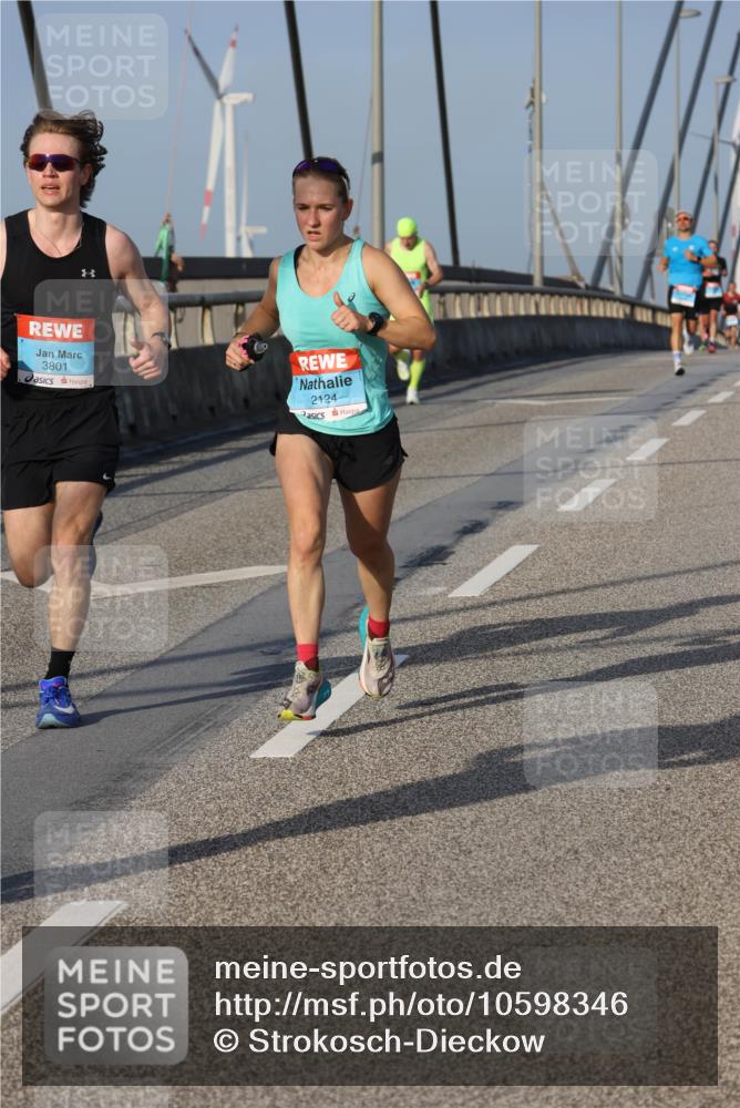 03.10.2026 - Köhlbrandbrückenlauf Strokosch-Dieckow http://msf.ph/oto/10598346 03.10.2026 09:33:37 Position 2 3801, 2124 meine-sportfotos.de