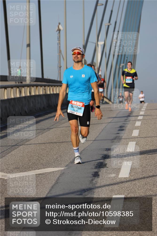 03.10.2026 - Köhlbrandbrückenlauf Strokosch-Dieckow http://msf.ph/oto/10598385 03.10.2026 09:33:45 Position 2 1260 meine-sportfotos.de