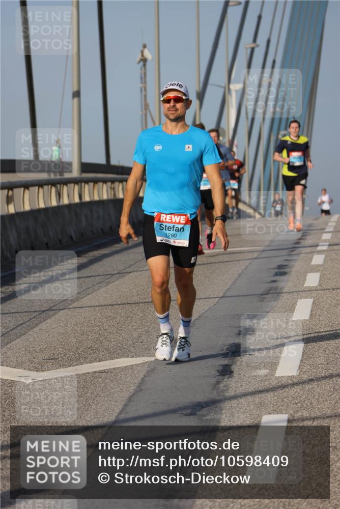 03.10.2026 - Köhlbrandbrückenlauf Strokosch-Dieckow http://msf.ph/oto/10598409 03.10.2026 09:33:46 Position 2 1260 meine-sportfotos.de