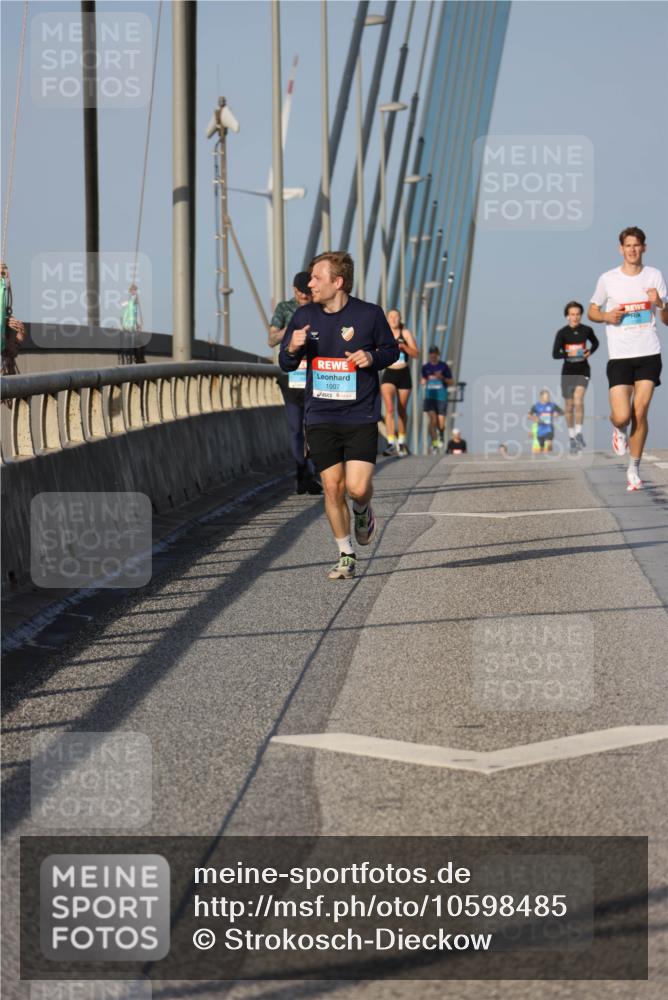 03.10.2026 - Köhlbrandbrückenlauf Strokosch-Dieckow http://msf.ph/oto/10598485 03.10.2026 09:34:14 Position 2 1007 meine-sportfotos.de
