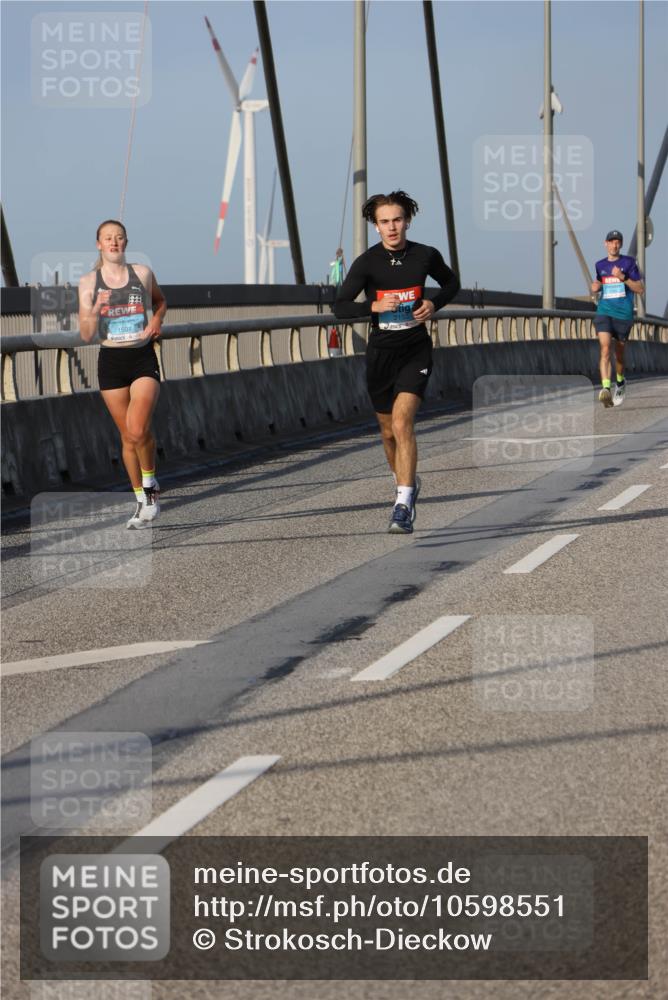 03.10.2026 - Köhlbrandbrückenlauf Strokosch-Dieckow http://msf.ph/oto/10598551 03.10.2026 09:34:27 Position 2 1507 meine-sportfotos.de