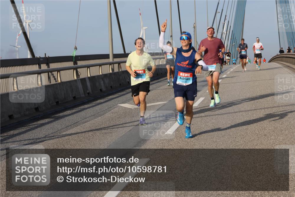 03.10.2026 - Köhlbrandbrückenlauf Strokosch-Dieckow http://msf.ph/oto/10598781 03.10.2026 09:35:14 Position 2 2130 meine-sportfotos.de
