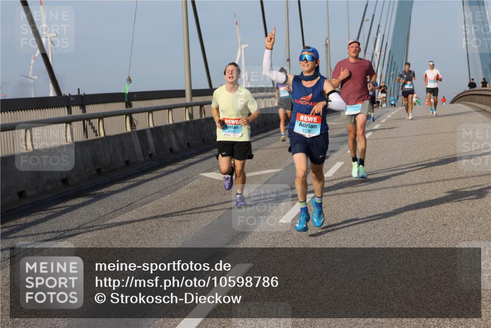 03.10.2026 - Köhlbrandbrückenlauf Strokosch-Dieckow http://msf.ph/oto/10598786 03.10.2026 09:35:14 Position 2 2166, 2130 meine-sportfotos.de