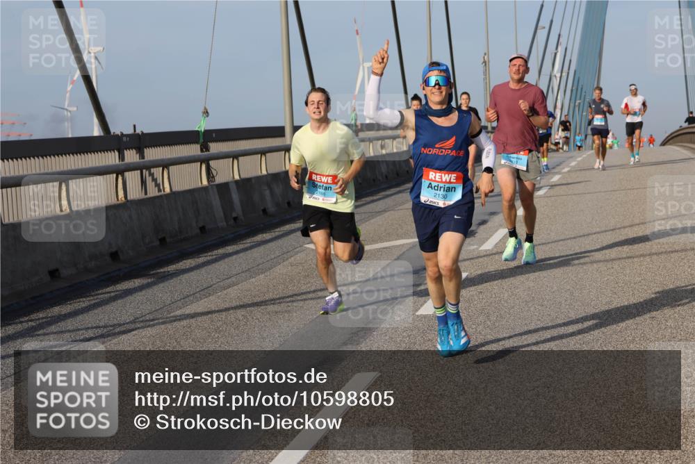 03.10.2026 - Köhlbrandbrückenlauf Strokosch-Dieckow http://msf.ph/oto/10598805 03.10.2026 09:35:14 Position 2 2166, 2130 meine-sportfotos.de