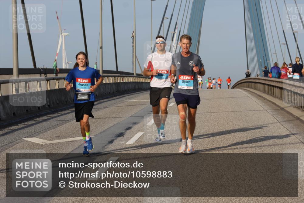 03.10.2026 - Köhlbrandbrückenlauf Strokosch-Dieckow http://msf.ph/oto/10598883 03.10.2026 09:35:21 Position 2 2278, 2125, 1142 meine-sportfotos.de