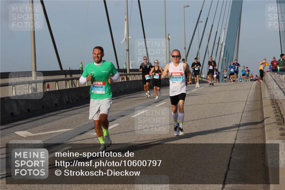 03.10.2026 - Köhlbrandbrückenlauf Strokosch-Dieckow http://msf.ph/oto/10600797 03.10.2026 09:35:57 Position 2 1760, 2195 meine-sportfotos.de