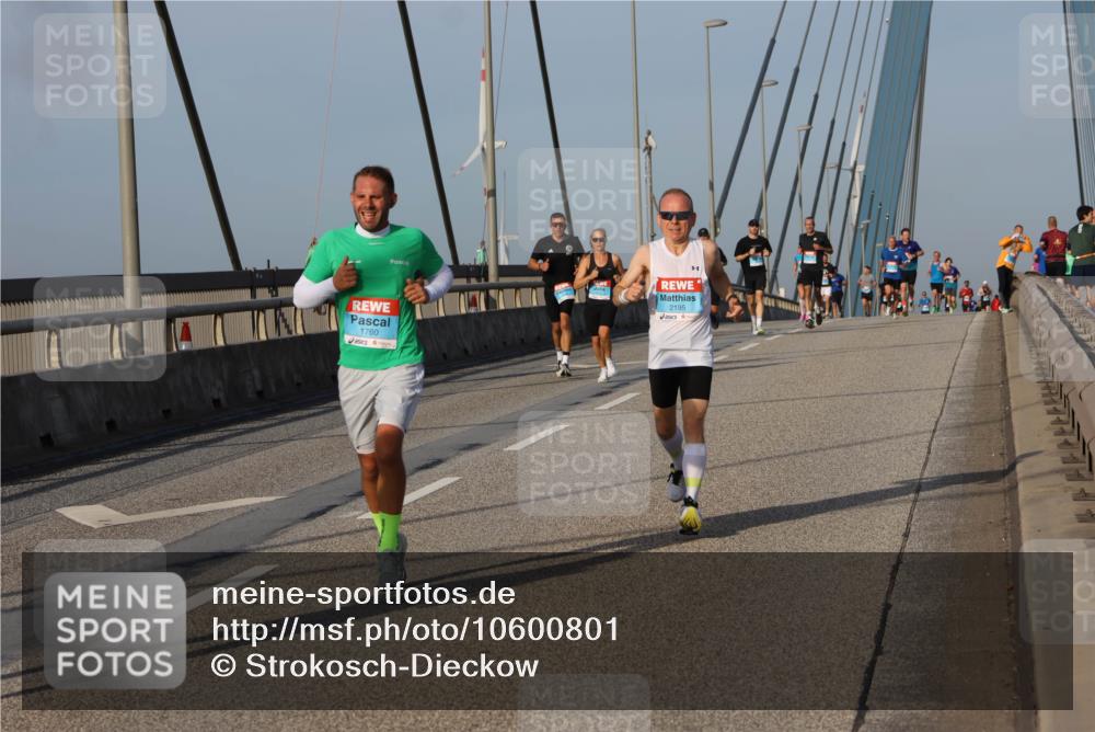 03.10.2026 - Köhlbrandbrückenlauf Strokosch-Dieckow http://msf.ph/oto/10600801 03.10.2026 09:35:57 Position 2 1760, 2195 meine-sportfotos.de