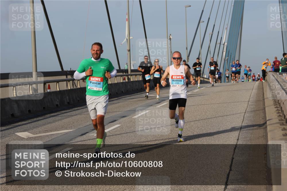 03.10.2026 - Köhlbrandbrückenlauf Strokosch-Dieckow http://msf.ph/oto/10600808 03.10.2026 09:35:57 Position 2 2195, 1760 meine-sportfotos.de
