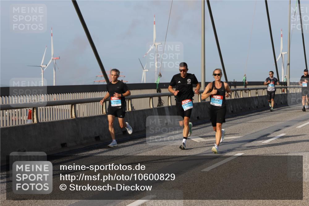 03.10.2026 - Köhlbrandbrückenlauf Strokosch-Dieckow http://msf.ph/oto/10600829 03.10.2026 09:36:03 Position 2 2339 meine-sportfotos.de