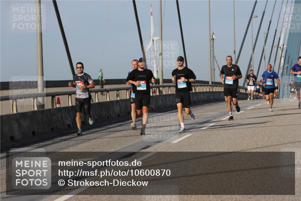 03.10.2026 - Köhlbrandbrückenlauf Strokosch-Dieckow http://msf.ph/oto/10600870 03.10.2026 09:36:05 Position 2  meine-sportfotos.de