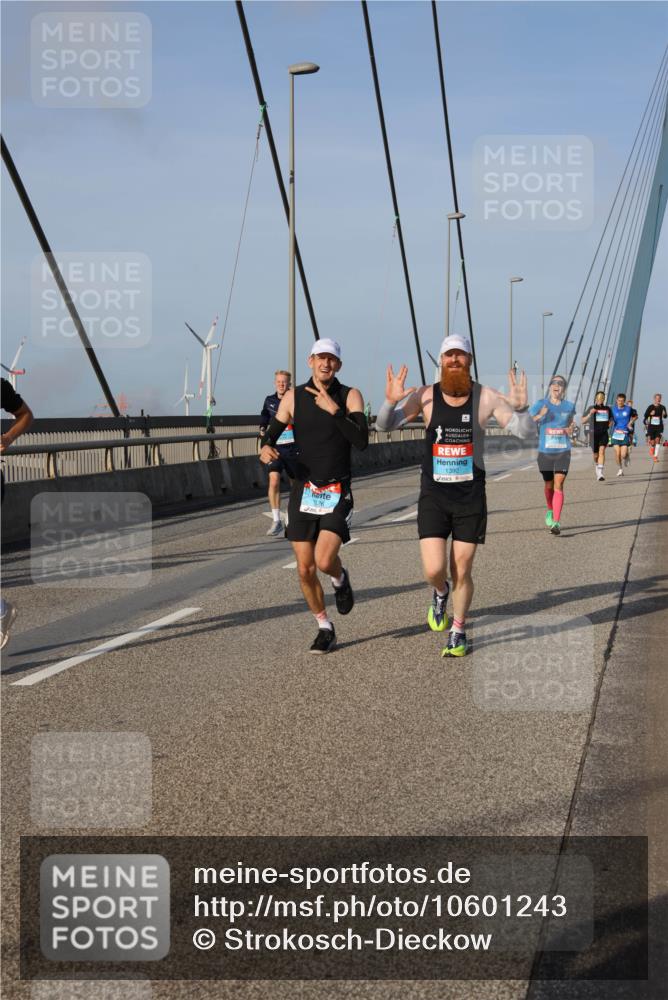 03.10.2026 - Köhlbrandbrückenlauf Strokosch-Dieckow http://msf.ph/oto/10601243 03.10.2026 09:36:35 Position 2 126, 1392 meine-sportfotos.de