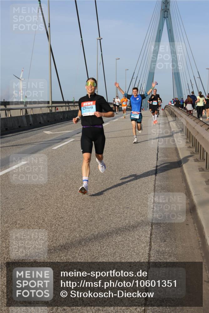 03.10.2026 - Köhlbrandbrückenlauf Strokosch-Dieckow http://msf.ph/oto/10601351 03.10.2026 09:36:40 Position 2 2148 meine-sportfotos.de