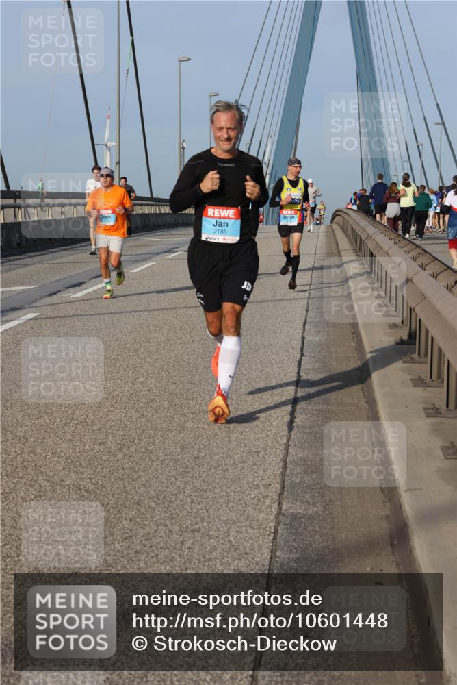 03.10.2026 - Köhlbrandbrückenlauf Strokosch-Dieckow http://msf.ph/oto/10601448 03.10.2026 09:36:45 Position 2 2188 meine-sportfotos.de