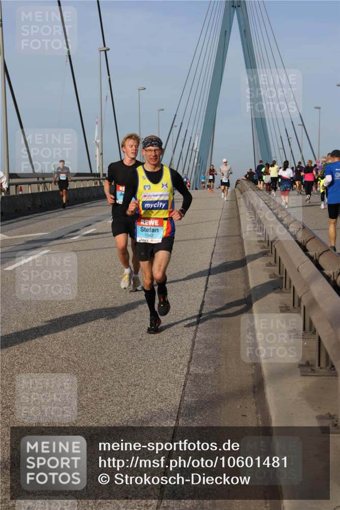 03.10.2026 - Köhlbrandbrückenlauf Strokosch-Dieckow http://msf.ph/oto/10601481 03.10.2026 09:36:48 Position 2 1342 meine-sportfotos.de