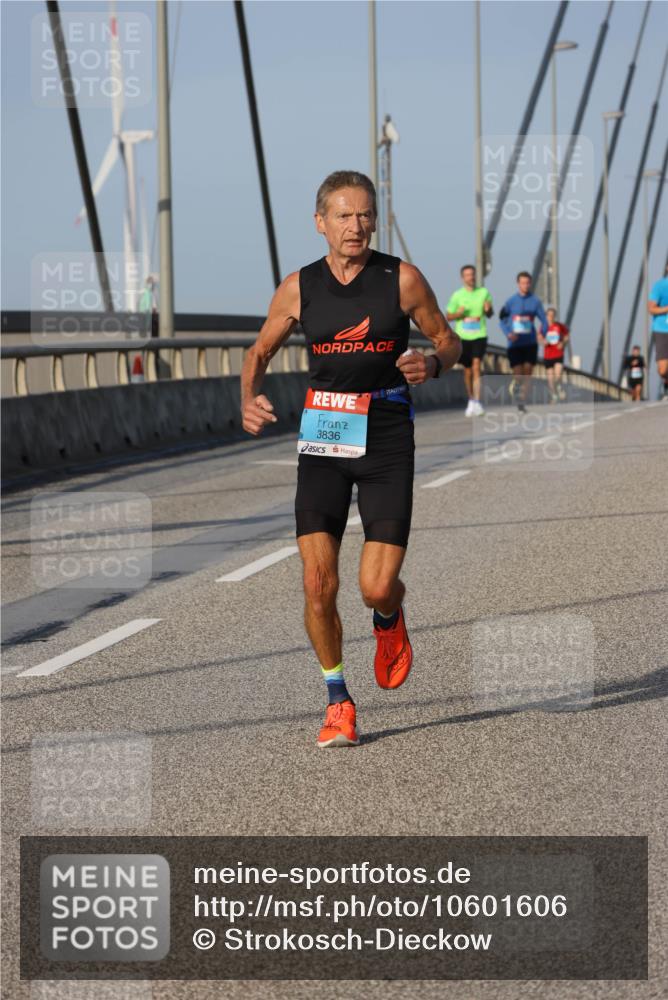 03.10.2026 - Köhlbrandbrückenlauf Strokosch-Dieckow http://msf.ph/oto/10601606 03.10.2026 09:37:00 Position 2 3836 meine-sportfotos.de