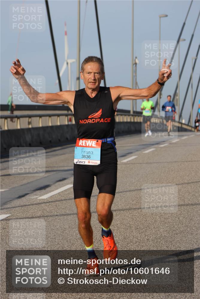 03.10.2026 - Köhlbrandbrückenlauf Strokosch-Dieckow http://msf.ph/oto/10601646 03.10.2026 09:37:01 Position 2 3836 meine-sportfotos.de
