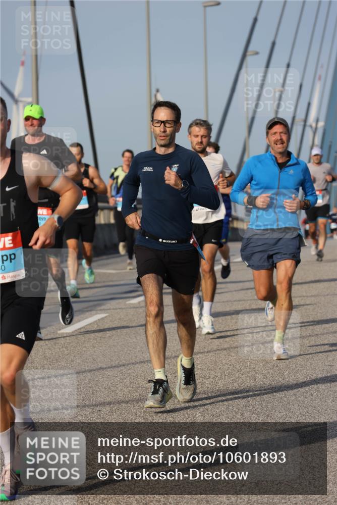 03.10.2026 - Köhlbrandbrückenlauf Strokosch-Dieckow http://msf.ph/oto/10601893 03.10.2026 09:37:29 Position 2 0 meine-sportfotos.de
