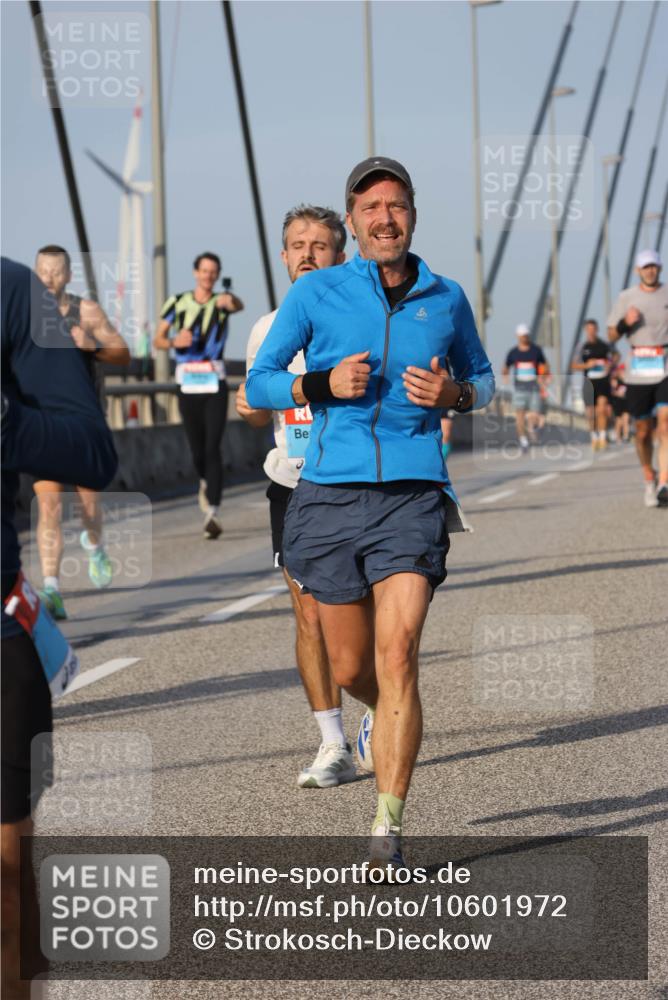 03.10.2026 - Köhlbrandbrückenlauf Strokosch-Dieckow http://msf.ph/oto/10601972 03.10.2026 09:37:31 Position 2  meine-sportfotos.de