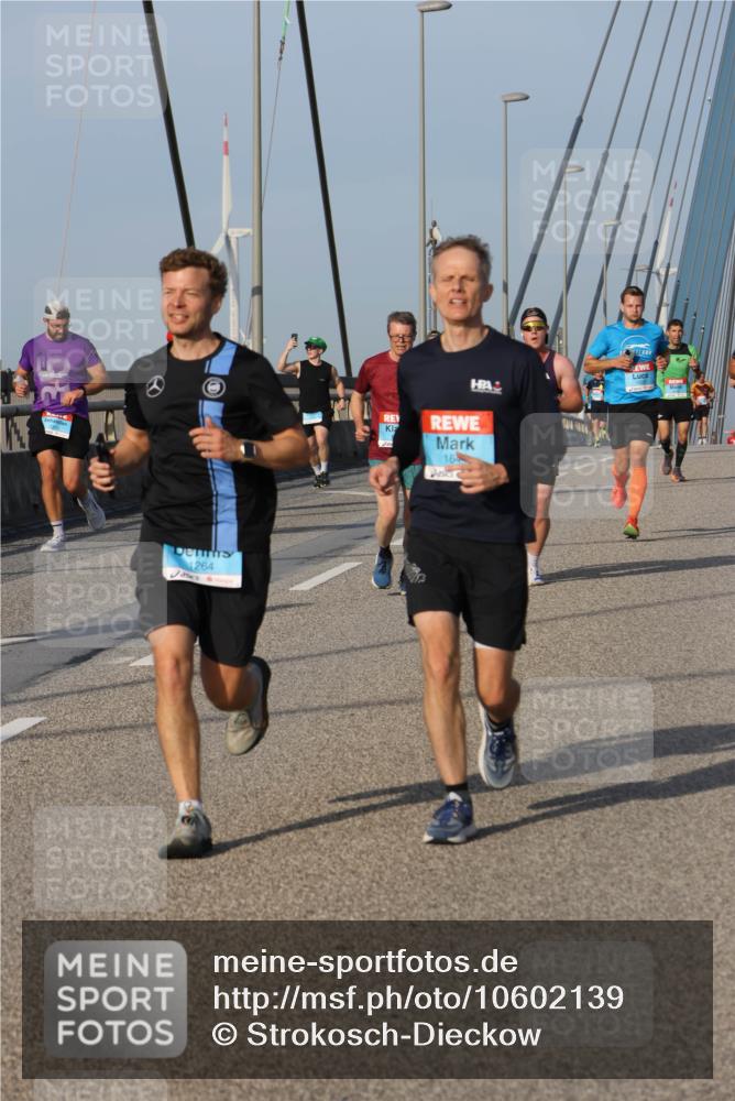 03.10.2026 - Köhlbrandbrückenlauf Strokosch-Dieckow http://msf.ph/oto/10602139 03.10.2026 09:37:52 Position 2 1264, 16 meine-sportfotos.de