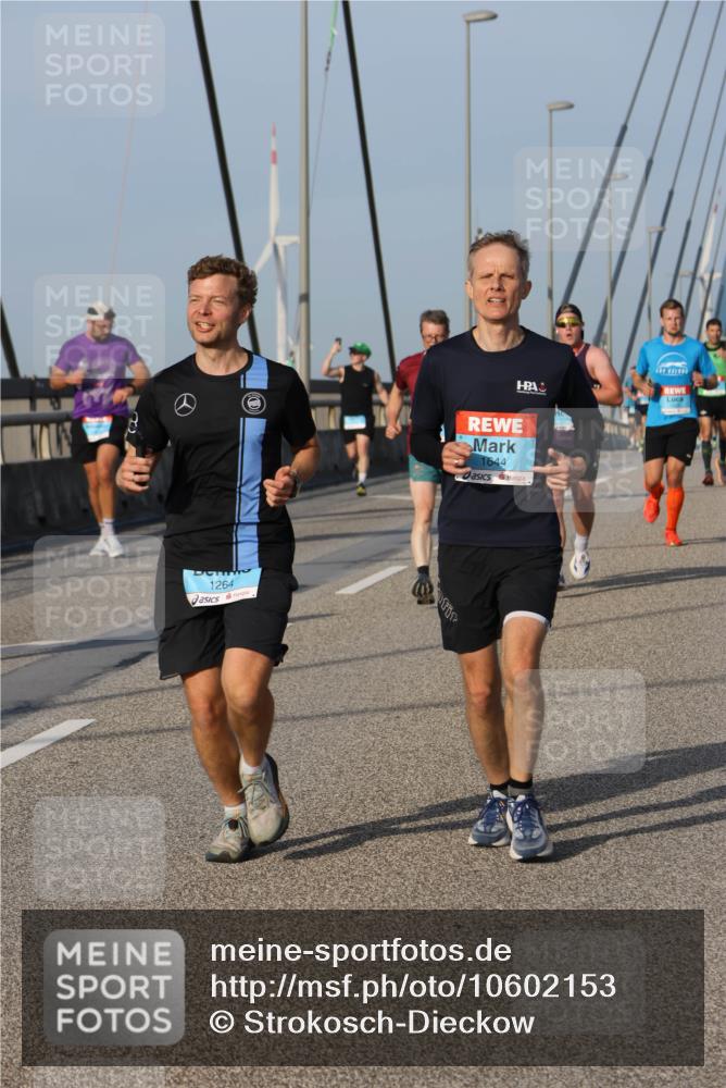 03.10.2026 - Köhlbrandbrückenlauf Strokosch-Dieckow http://msf.ph/oto/10602153 03.10.2026 09:37:52 Position 2 1264, 1644 meine-sportfotos.de