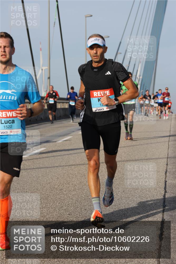 03.10.2026 - Köhlbrandbrückenlauf Strokosch-Dieckow http://msf.ph/oto/10602226 03.10.2026 09:37:58 Position 2 1522, 12 meine-sportfotos.de