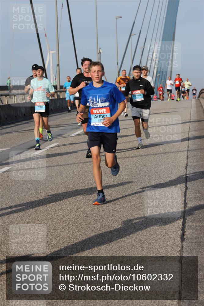 03.10.2026 - Köhlbrandbrückenlauf Strokosch-Dieckow http://msf.ph/oto/10602332 03.10.2026 09:38:10 Position 2 185 meine-sportfotos.de