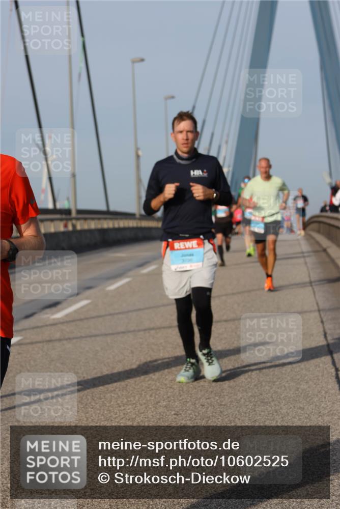 03.10.2026 - Köhlbrandbrückenlauf Strokosch-Dieckow http://msf.ph/oto/10602525 03.10.2026 09:38:28 Position 2  meine-sportfotos.de