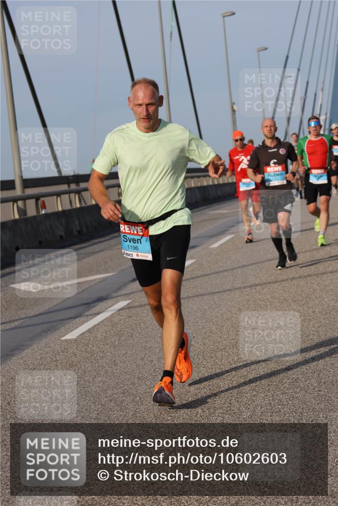 03.10.2026 - Köhlbrandbrückenlauf Strokosch-Dieckow http://msf.ph/oto/10602603 03.10.2026 09:38:32 Position 2 1196 meine-sportfotos.de