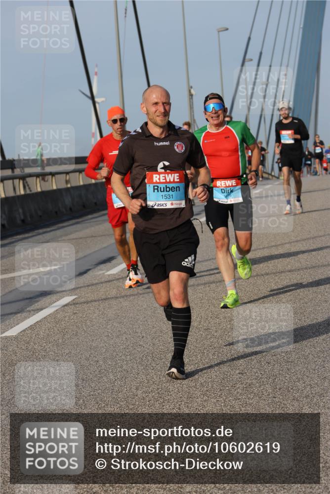 03.10.2026 - Köhlbrandbrückenlauf Strokosch-Dieckow http://msf.ph/oto/10602619 03.10.2026 09:38:34 Position 2 1531 meine-sportfotos.de