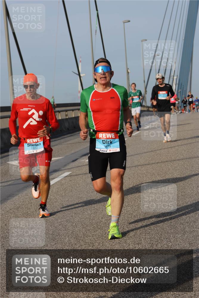 03.10.2026 - Köhlbrandbrückenlauf Strokosch-Dieckow http://msf.ph/oto/10602665 03.10.2026 09:38:36 Position 2 1370, 1479 meine-sportfotos.de