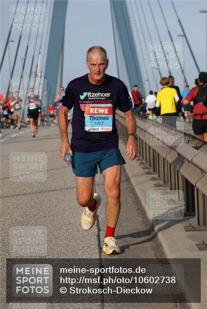 03.10.2026 - Köhlbrandbrückenlauf Strokosch-Dieckow http://msf.ph/oto/10602738 03.10.2026 09:38:44 Position 2 16, 2015, 1427 meine-sportfotos.de