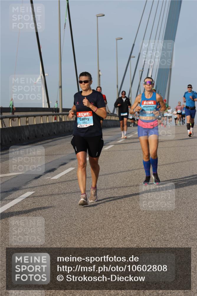 03.10.2026 - Köhlbrandbrückenlauf Strokosch-Dieckow http://msf.ph/oto/10602808 03.10.2026 09:38:54 Position 2 1952, 1575 meine-sportfotos.de