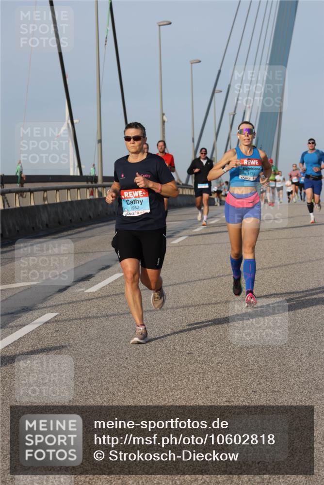 03.10.2026 - Köhlbrandbrückenlauf Strokosch-Dieckow http://msf.ph/oto/10602818 03.10.2026 09:38:54 Position 2 1575, 1952 meine-sportfotos.de