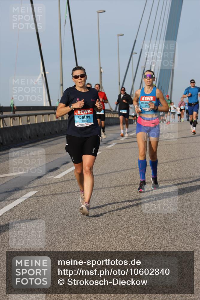 03.10.2026 - Köhlbrandbrückenlauf Strokosch-Dieckow http://msf.ph/oto/10602840 03.10.2026 09:38:55 Position 2 1952, 1575 meine-sportfotos.de