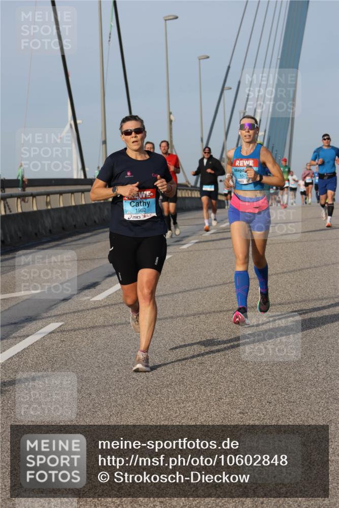 03.10.2026 - Köhlbrandbrückenlauf Strokosch-Dieckow http://msf.ph/oto/10602848 03.10.2026 09:38:55 Position 2 1952, 157 meine-sportfotos.de