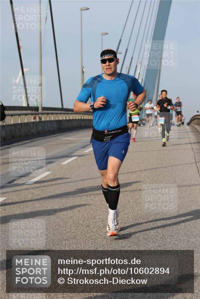 03.10.2026 - Köhlbrandbrückenlauf Strokosch-Dieckow http://msf.ph/oto/10602894 03.10.2026 09:39:02 Position 2  meine-sportfotos.de