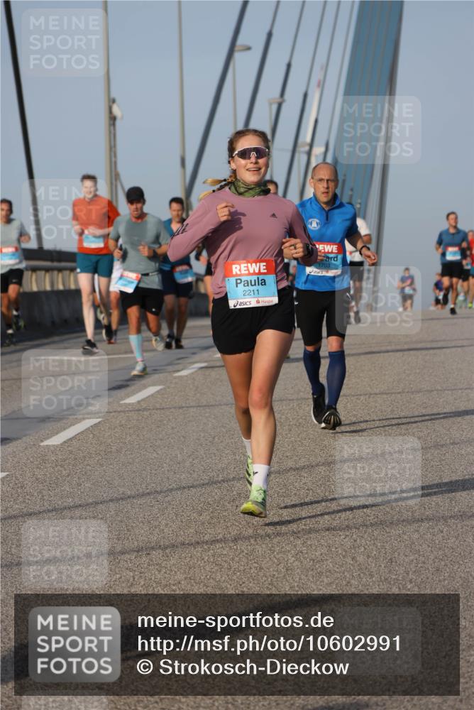 03.10.2026 - Köhlbrandbrückenlauf Strokosch-Dieckow http://msf.ph/oto/10602991 03.10.2026 09:39:11 Position 2 2211, 1703 meine-sportfotos.de