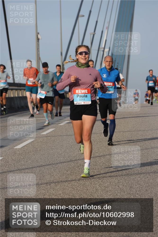 03.10.2026 - Köhlbrandbrückenlauf Strokosch-Dieckow http://msf.ph/oto/10602998 03.10.2026 09:39:12 Position 2 2211, 03 meine-sportfotos.de