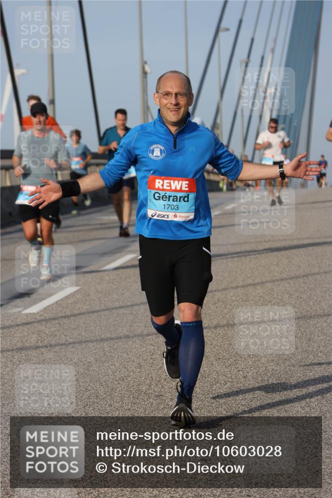 03.10.2026 - Köhlbrandbrückenlauf Strokosch-Dieckow http://msf.ph/oto/10603028 03.10.2026 09:39:15 Position 2 1703 meine-sportfotos.de
