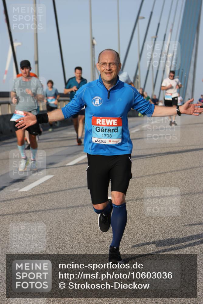 03.10.2026 - Köhlbrandbrückenlauf Strokosch-Dieckow http://msf.ph/oto/10603036 03.10.2026 09:39:16 Position 2 1703 meine-sportfotos.de
