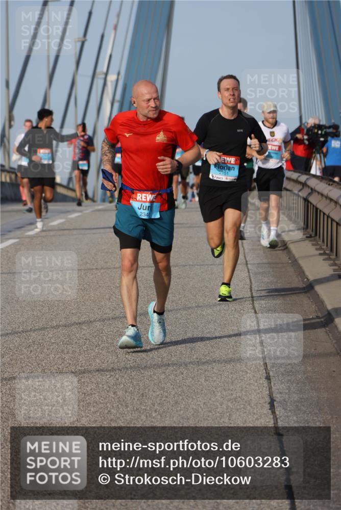03.10.2026 - Köhlbrandbrückenlauf Strokosch-Dieckow http://msf.ph/oto/10603283 03.10.2026 09:39:33 Position 2 2340, 2151 meine-sportfotos.de
