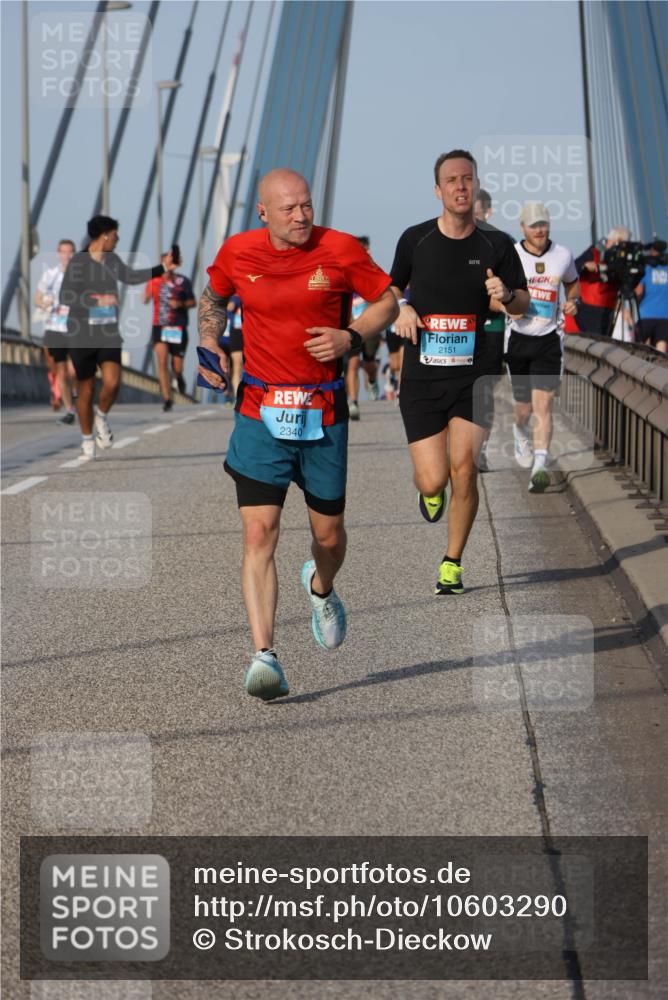 03.10.2026 - Köhlbrandbrückenlauf Strokosch-Dieckow http://msf.ph/oto/10603290 03.10.2026 09:39:33 Position 2 2340, 2151 meine-sportfotos.de