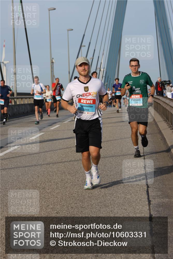 03.10.2026 - Köhlbrandbrückenlauf Strokosch-Dieckow http://msf.ph/oto/10603331 03.10.2026 09:39:40 Position 2 1359, 24, 1944 meine-sportfotos.de