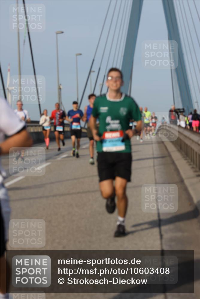 03.10.2026 - Köhlbrandbrückenlauf Strokosch-Dieckow http://msf.ph/oto/10603408 03.10.2026 09:39:42 Position 2  meine-sportfotos.de