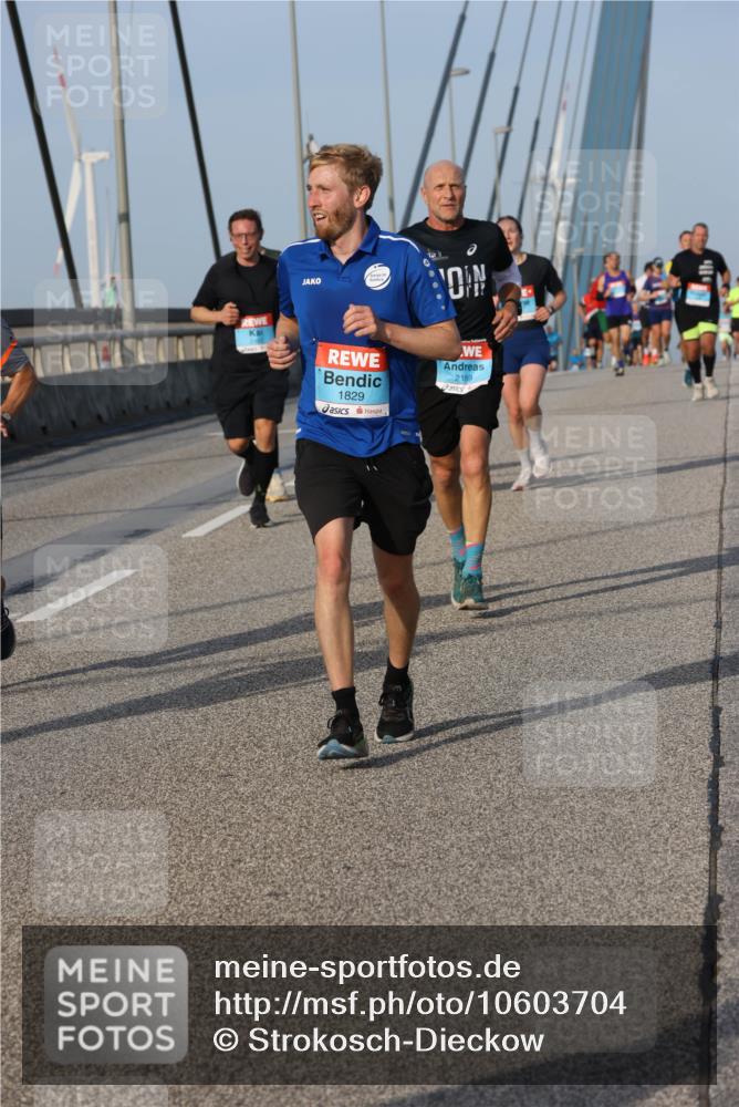 03.10.2026 - Köhlbrandbrückenlauf Strokosch-Dieckow http://msf.ph/oto/10603704 03.10.2026 09:40:09 Position 2 1829, 2189 meine-sportfotos.de