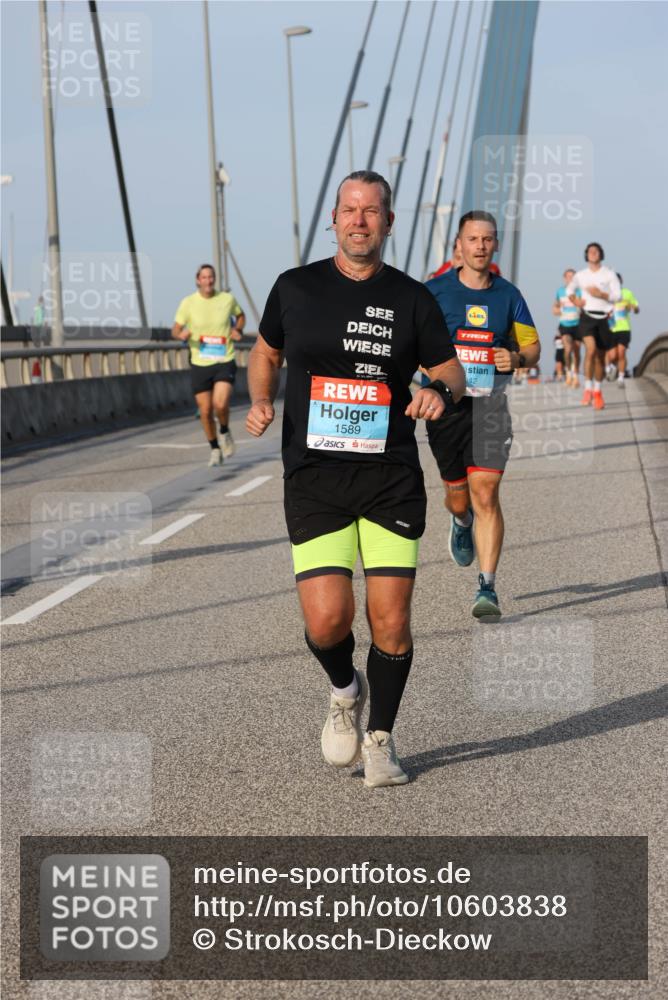 03.10.2026 - Köhlbrandbrückenlauf Strokosch-Dieckow http://msf.ph/oto/10603838 03.10.2026 09:40:19 Position 2 1589, 42 meine-sportfotos.de